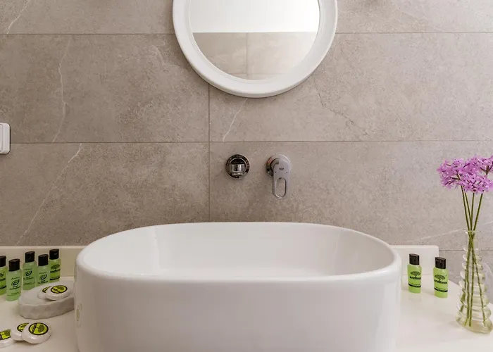 Afroditi Ftelia Anemone